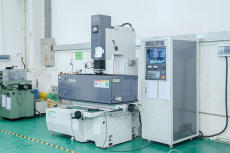 深圳电子设备回收电子厂机械设备回收