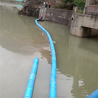 海水浴场防鲨网浮漂河道浮筒式拦污排图片