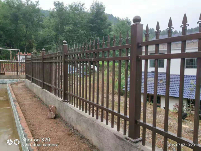 株洲市安顺铁艺锌钢护栏供应铁艺栅栏  围栏