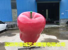 红富士长蛇果雕塑 种植基地玻璃钢苹果雕塑