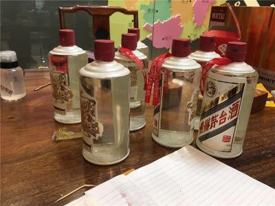 上海宝山回收洋酒茅台空瓶价格