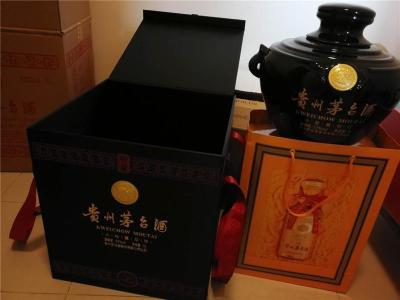 清远老茅台酒瓶回收飞天茅台酒回收