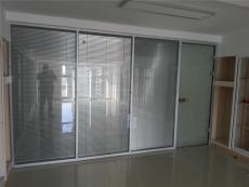 鹽城辦公室裝修專用內置百葉玻璃隔墻