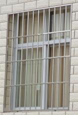 北京安装纱窗安装阳台护栏安装断桥铝窗户