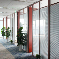 烟台办公隔断是在办公室空间设计元素