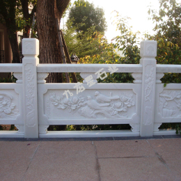 阳台大理石栏杆造价 河道石栏杆护栏厂