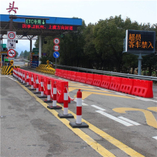 浙江高速公路警示反光防撞桶水马直销厂家