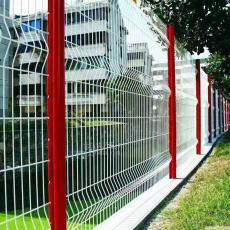 水泥立柱铁路护栏网安装方法价格