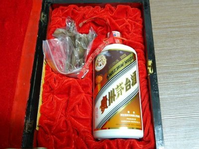 回收茅台酒