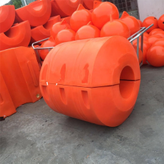 海上塑料浮筒水库耐磨抽水管线浮漂报价