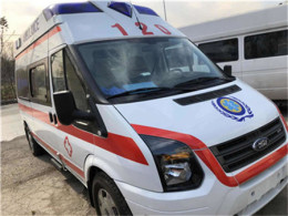 柳州私人120救护车出租-收费标准24h服务