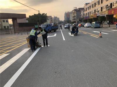 深圳龙城停车位划线-道路热熔划线-消防划线