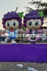紹興玻璃鋼卡通藍莓娃娃雕塑公司定制