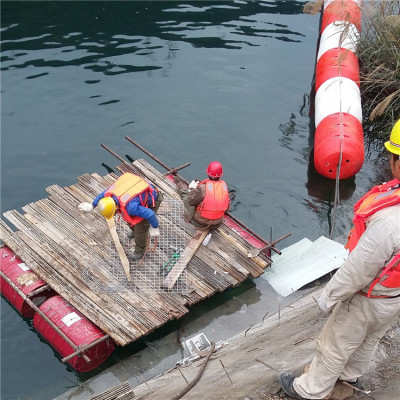 双龙水库垃圾拦截漂浮带80厘米塑料浮桶报价
