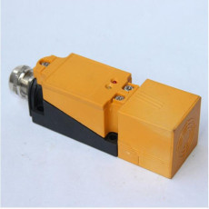 接近開關(guān)LJG30A-15/Z2CN26-30VDC