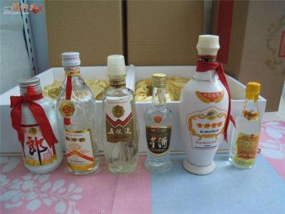 上海回收80年茅台酒80年茅台酒瓶盒子