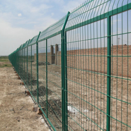 厂家直供 防盗圈地养殖用折弯双边丝护栏