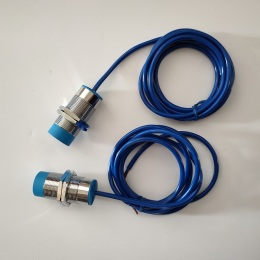 IGT213接近開關10-30VDC100MA