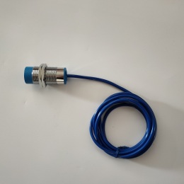 接近開關HL40-M30H3L2-X7探討安裝距離