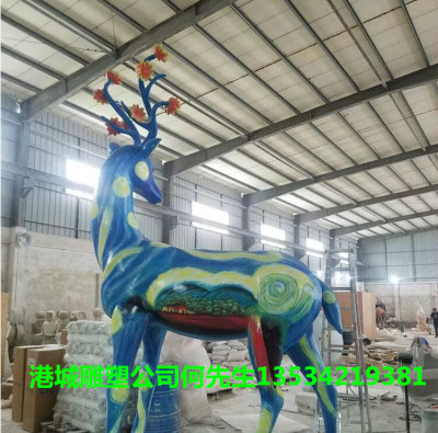游乐园彩绘动物玻璃钢长颈鹿雕塑规划定制厂