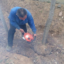四冲程园林挖树机  手提锯齿式挖树机