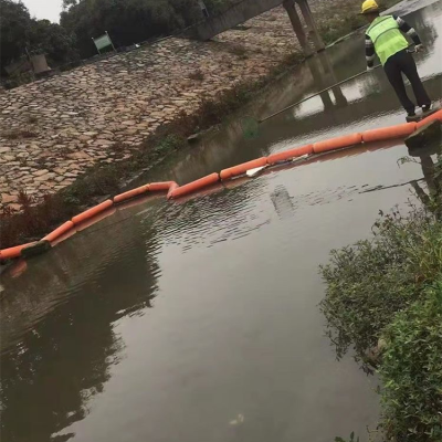 河道短距离拦污浮筒水电站进水口拦漂浮体