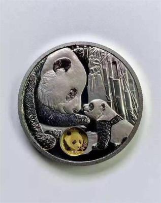 熊猫金币发行40周年工匠概念纪念章