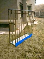 北京安装塑钢窗户定做断桥铝窗户防护栏护网