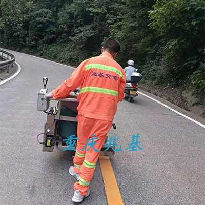 重庆画停车位线 马路热熔划线施工公司