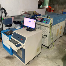 光纖傳輸自動激光焊接機 二手大族激光焊機