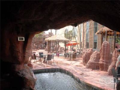 民宿洞穴酒店 洞穴餐厅仿真溶洞房 水泥山洞