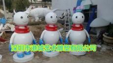 生動可愛卡通玻璃鋼小雪人雕塑定制咨詢價格