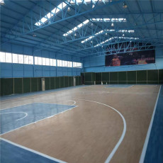 籃球場塑膠地面施工