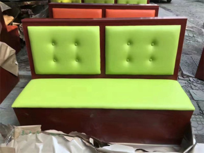 武汉餐饮店V22卡座沙发翻新对室内装饰的影