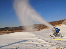 滑雪场人工造雪机造雪形式 制雪装置国产造