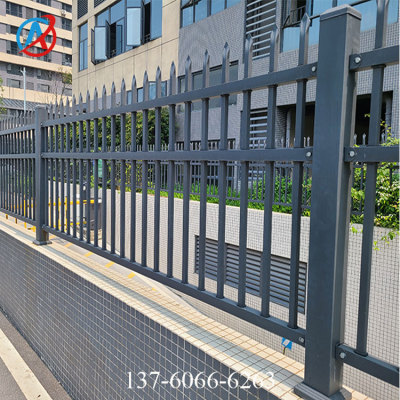 顺德厂区围墙栏杆更换 焊接式锌钢护栏价格