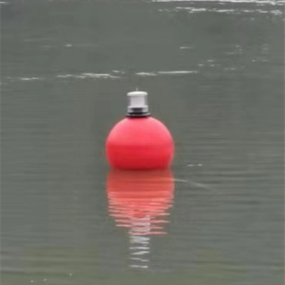 各种尺寸塑料浮球水库警示浮漂