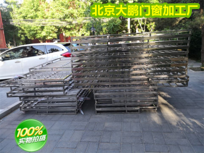 北京昌平南口安装不锈钢防护栏安装防盗窗