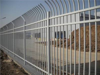 罗湖学校围墙护栏更换 学校篮球场围栏网