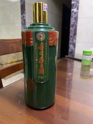 昆明回收50年茅台酒瓶服务中心