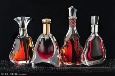 佛山路易十三酒瓶回收强有力的服务