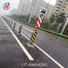 广州交通护栏一米多少钱 人行道栏杆间距高
