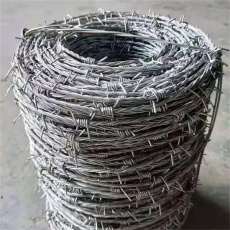 西藏场地刺绳围栏施工方法
