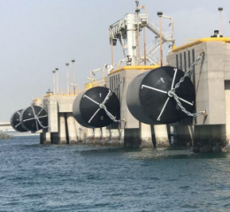 青島中海航船舶用品有限公司 v型護舷