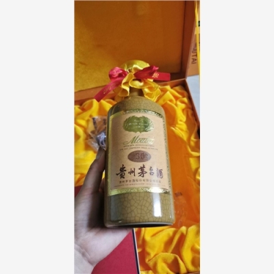 西宁批量回收定制茅台酒瓶