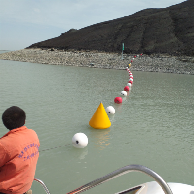 湖泊警戒线浮球水库拦船索安装方案