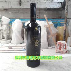 供应云南葡萄酒农庄玻璃钢红酒瓶雕塑厂家