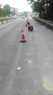 高速公路道路标线