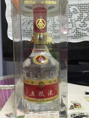 附近烟酒回收店-金阊新城烟酒回收商家电话