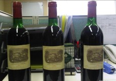 18年拉菲红酒回收价格多少钱随时报价